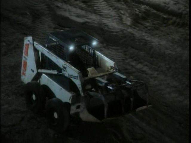 Bobcat 843