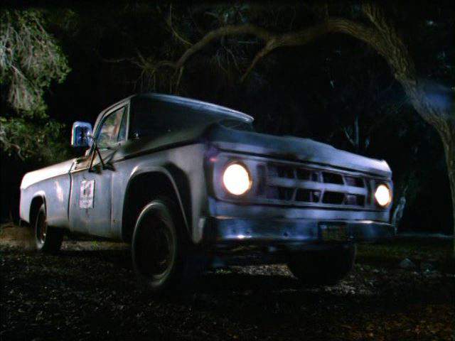 Dodge D-100