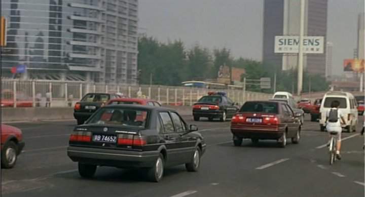 Shanghai-Volkswagen Santana 2000 B2