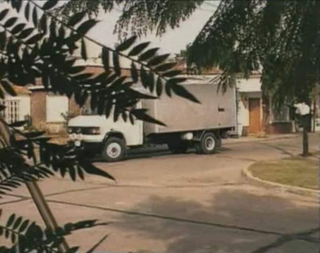 Mercedes-Benz 