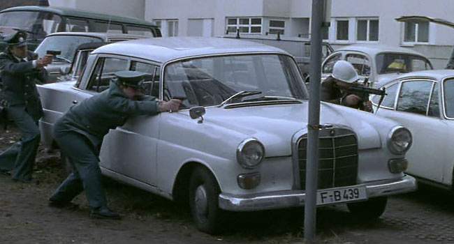 Mercedes-Benz 200