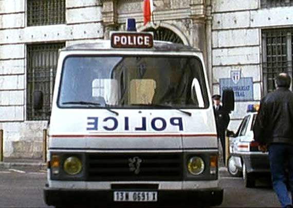 Peugeot J9