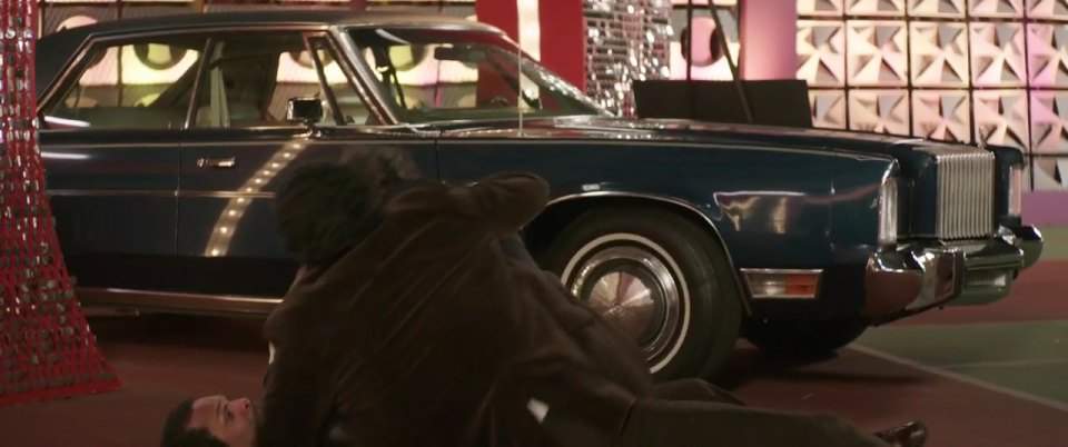 Chrysler New Yorker Brougham