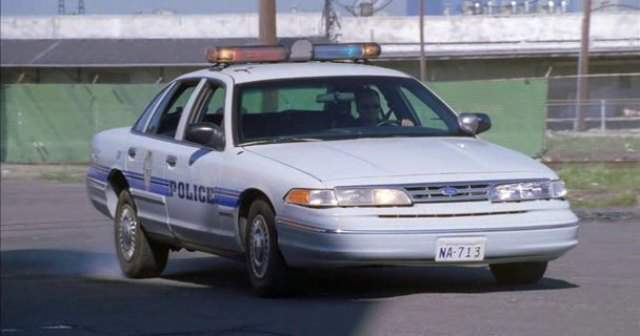 Ford Crown Victoria