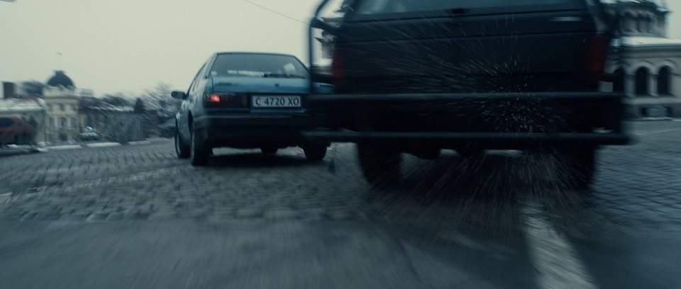 Mazda 323