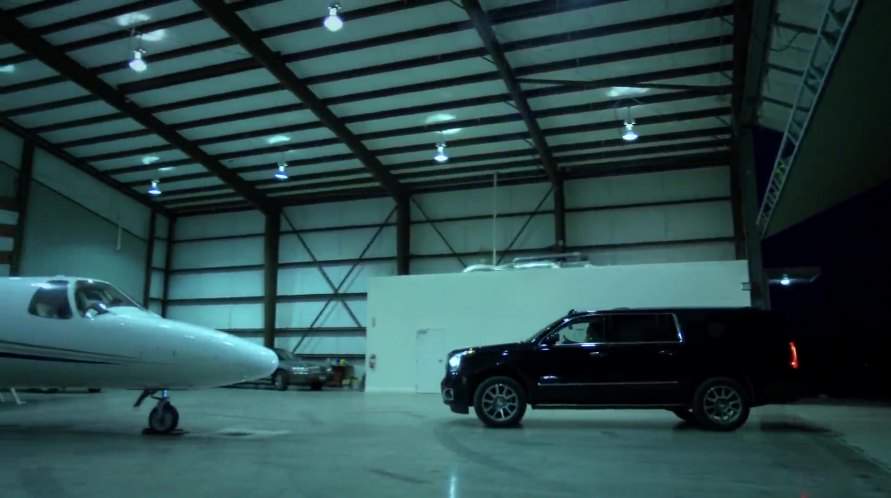 2015 GMC Yukon XL Denali in The Follower