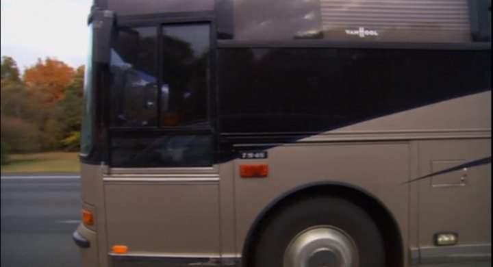 Van Hool T945