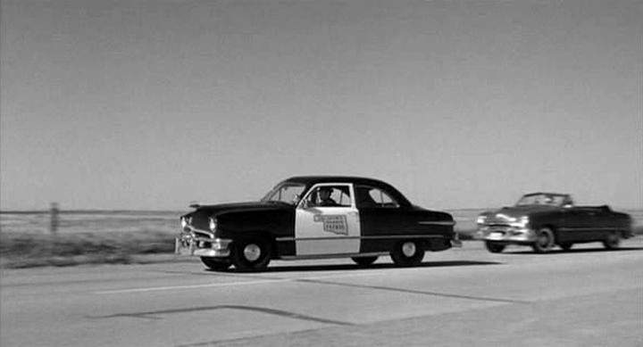 Ford Custom De Luxe