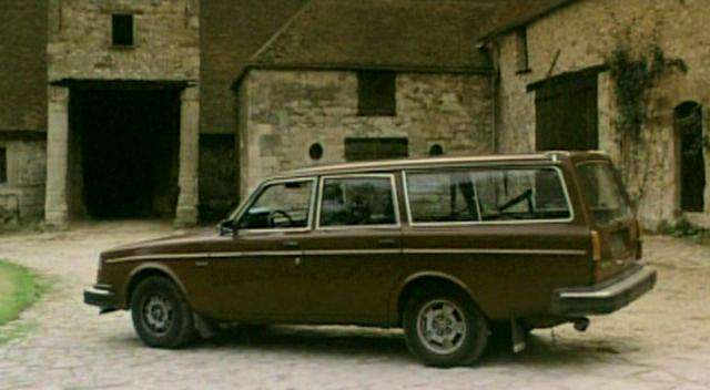 Volvo 245