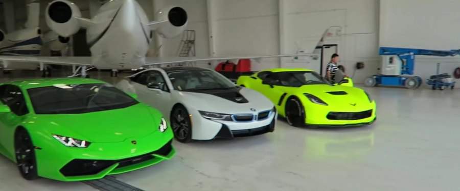 BMW i8