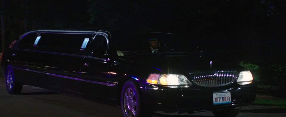 Lincoln Town Car Stretched Limousine