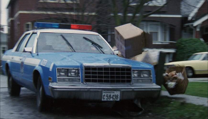 1980 Plymouth Gran Fury in Stakeout