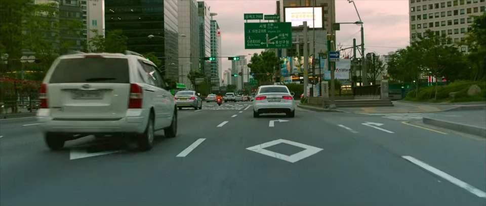 Kia Carnival R