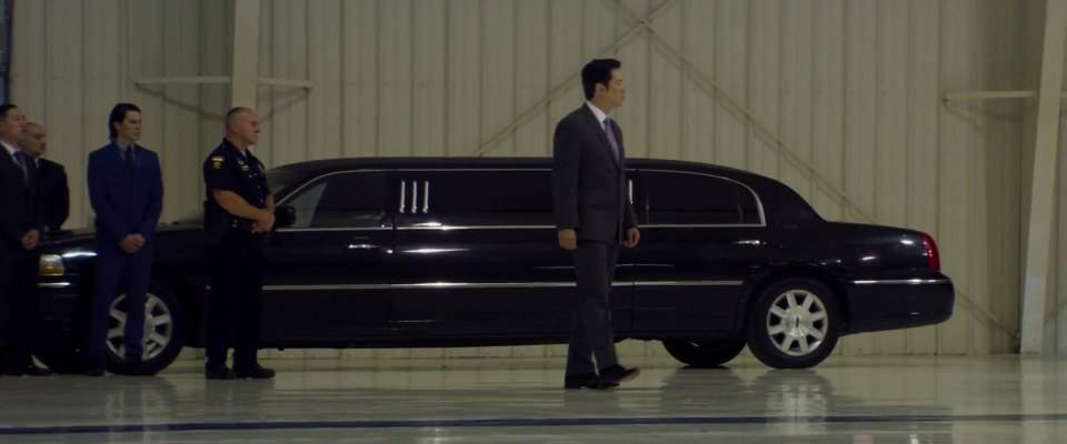 Lincoln Town Car Stretched Limousine