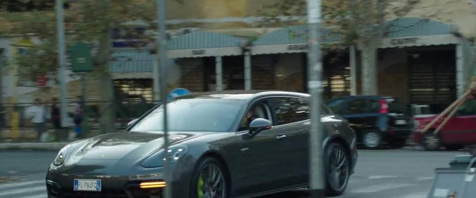 Porsche Panamera 4 E-Hybrid Sport Turismo