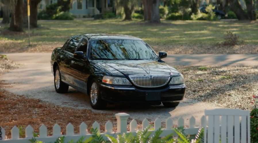 Lincoln Town Car