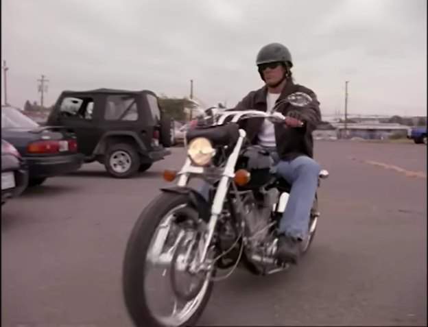 Harley-Davidson FXST Softail STD in Shutterspeed