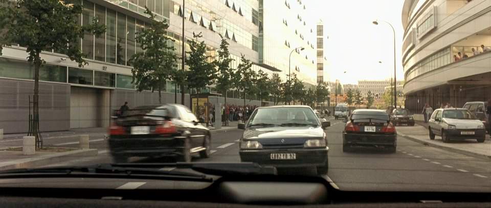 Renault 25
