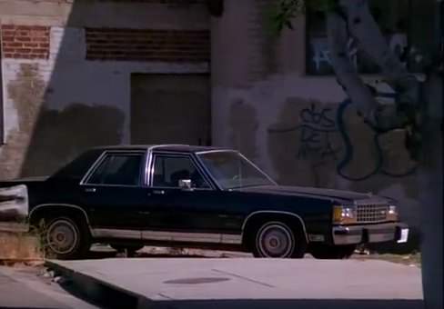 Ford LTD Crown Victoria