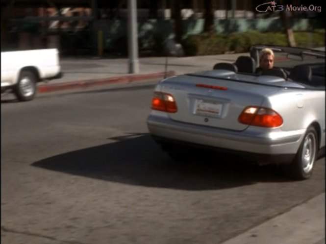 Mercedes-Benz CLK 320