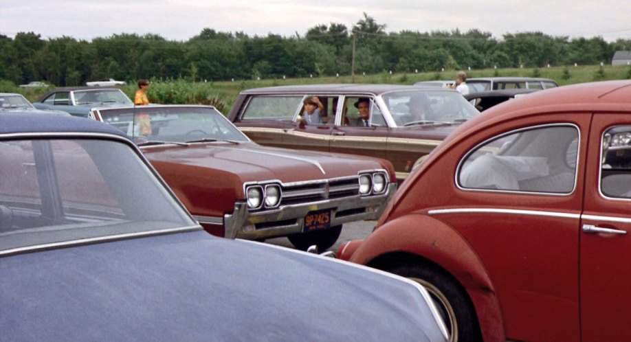 Volkswagen Sun-Roof Sedan