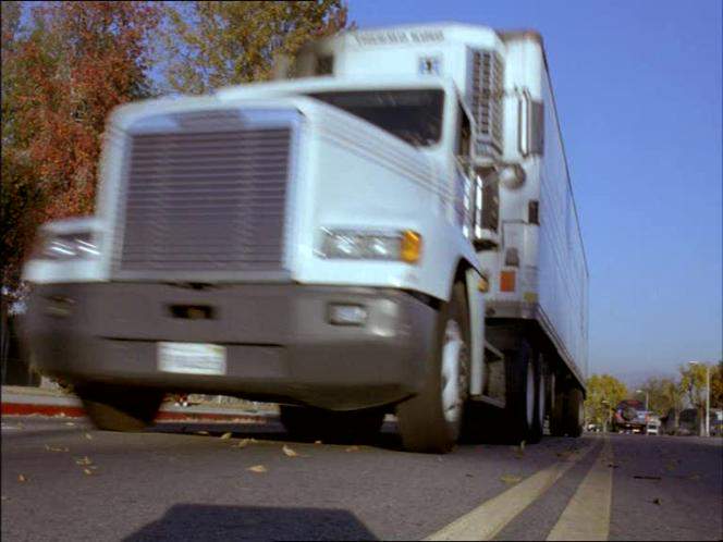 Freightliner FLD 120