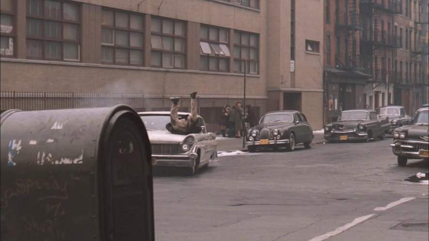 Cadillac 