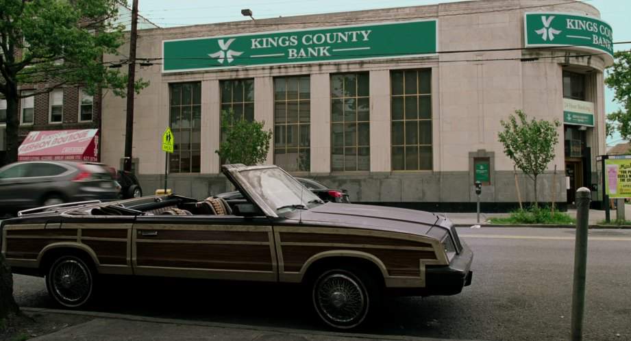 Chrysler LeBaron Town & Country Convertible