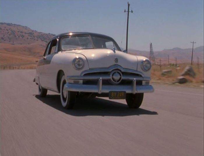 Ford De Luxe