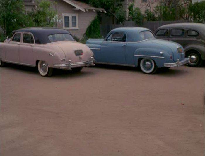 Plymouth De Luxe