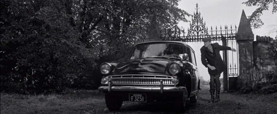 Hillman Husky Series II