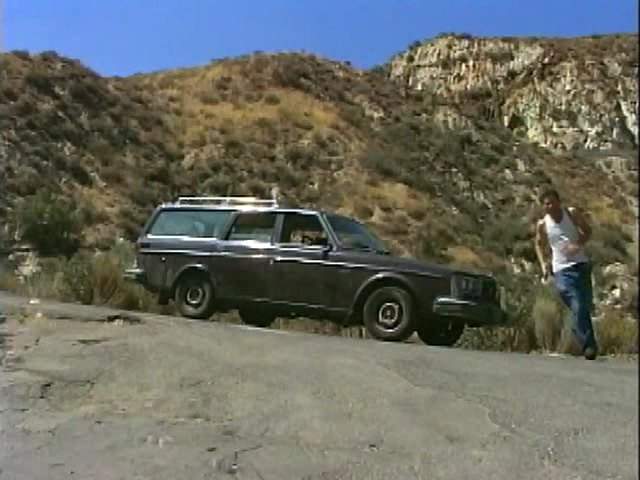 1981 Volvo 245 in Hell’s Highway