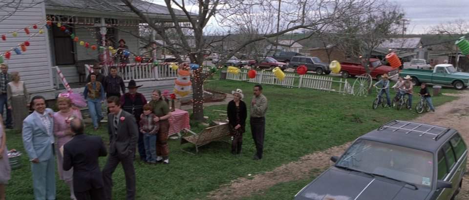 Oldsmobile Cutlass Cruiser