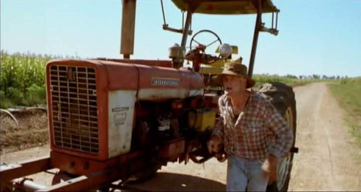 IH Farmall 564