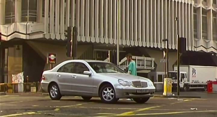 Mercedes-Benz C 200