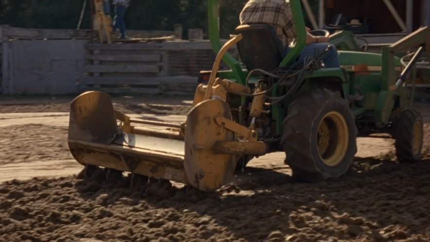 John Deere 855