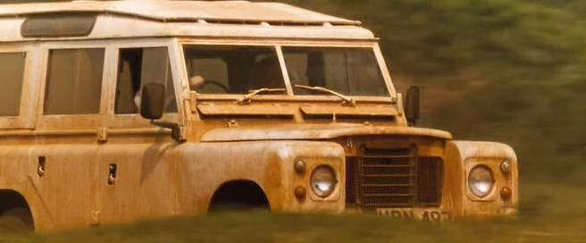 Land-Rover 109'' Series III Station Wagon