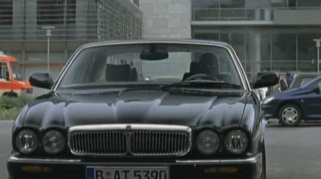 Jaguar XJ8