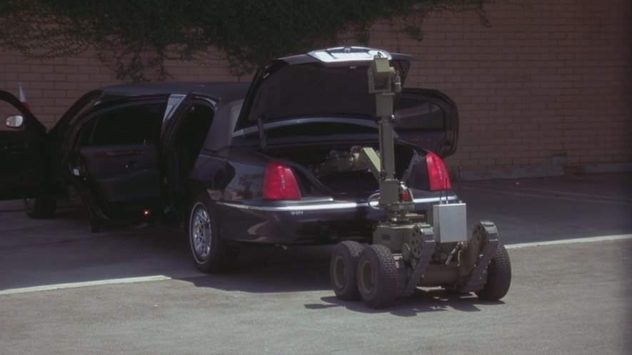 Lincoln Town Car Stretched Limousine