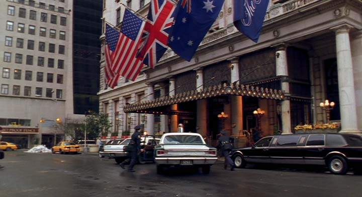 Lincoln Town Car Stretched Limousine