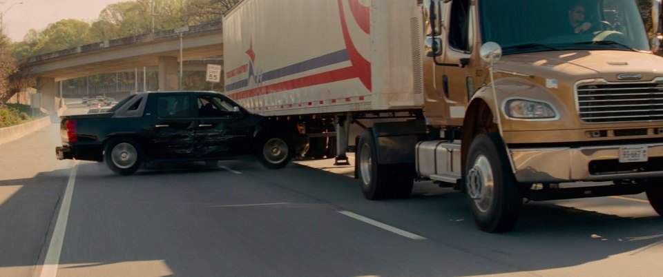 Freightliner Business Class M2 106