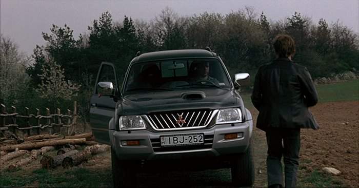 Mitsubishi L-200