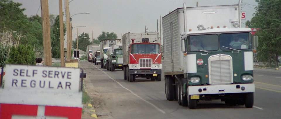 Kenworth K-100