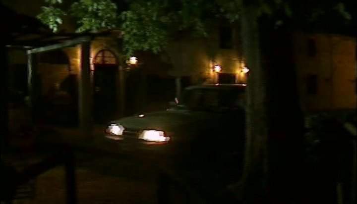 SAAB 900