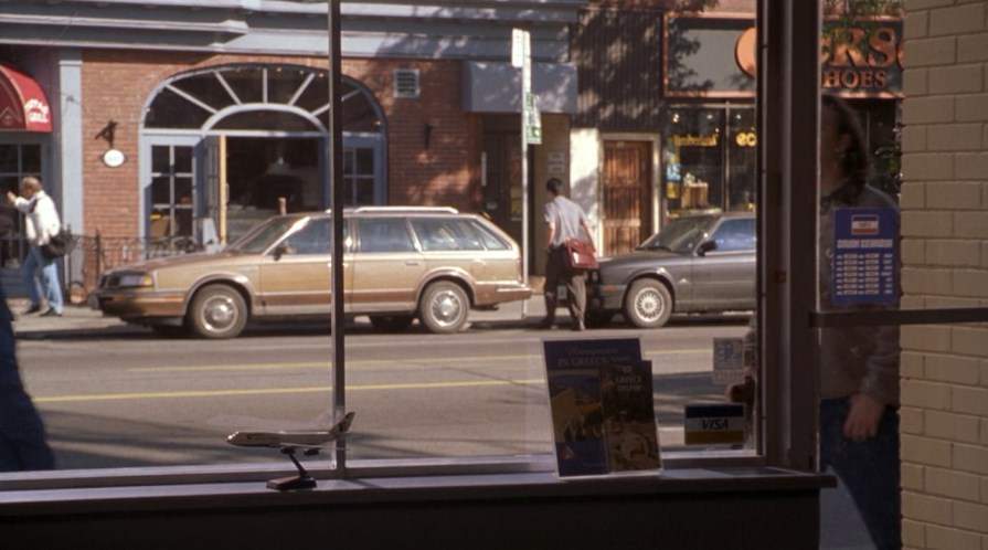 Oldsmobile Cutlass Cruiser