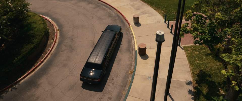 Lincoln Town Car Stretched Limousine