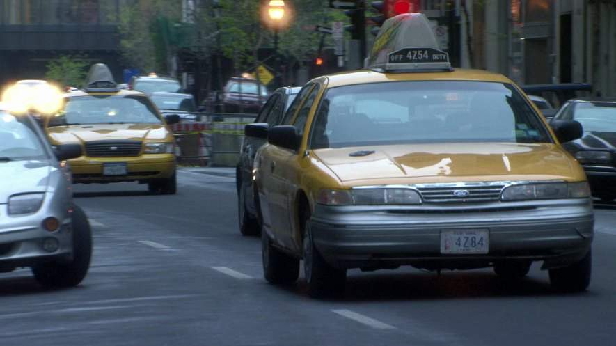 Ford Crown Victoria