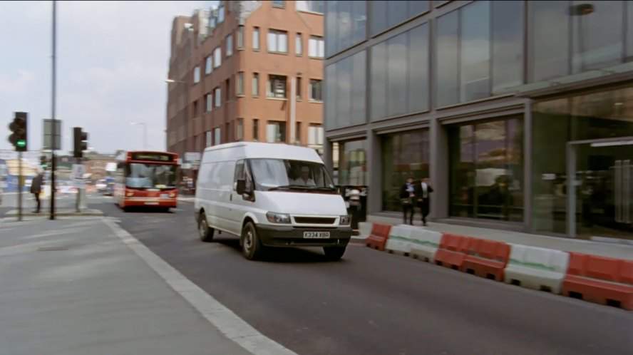 2001 Ford Transit MkIV in Dirty War