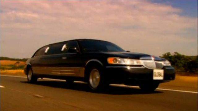 Lincoln Town Car Stretched Limousine