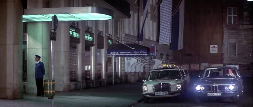 Mercedes-Benz 200 D